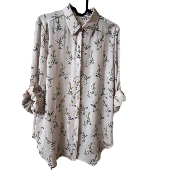 LOFT Petite Button Front Delicate Floral Roll Tab Long Sleeve Blouse Sz XSP - Picture 6 of 10